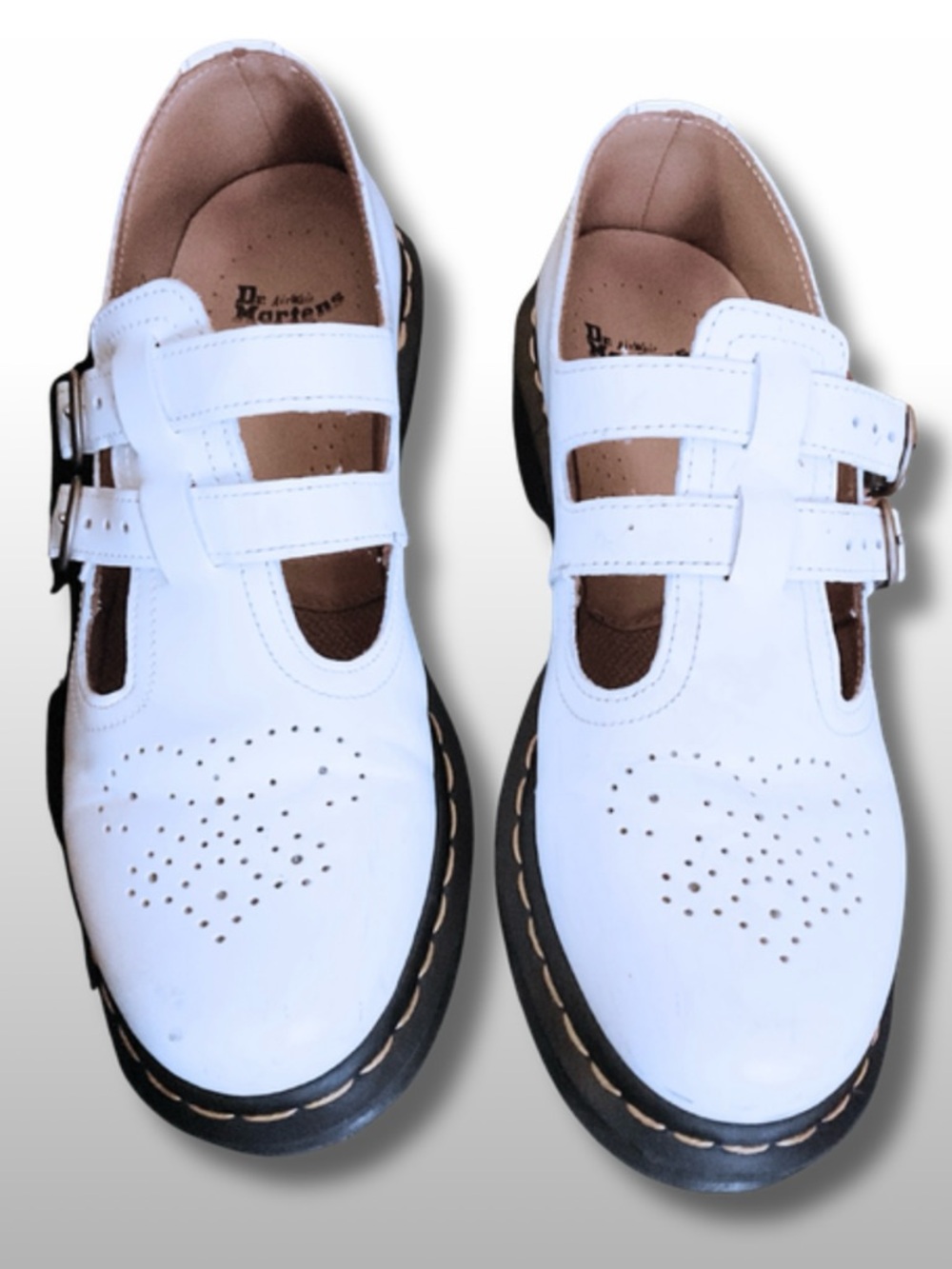 Dr. Martens Women’s White Leather Mary Jane Shoes sz9